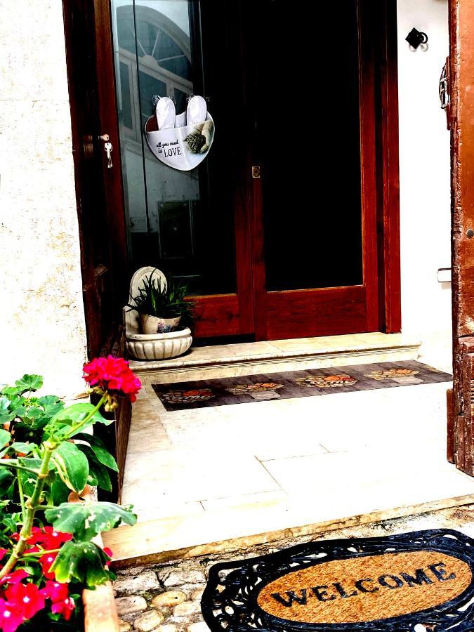 L'Antico Pozzo Daire Sulmona Dış mekan fotoğraf